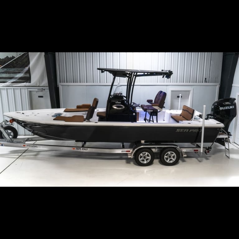 2026 - Sea Pro - 250 DLX - boat - Black / Tan - SouthTown Watersports - Charlotte, NC - featured image